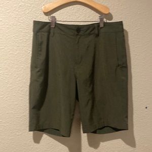 Men’s RSQ golf shorts